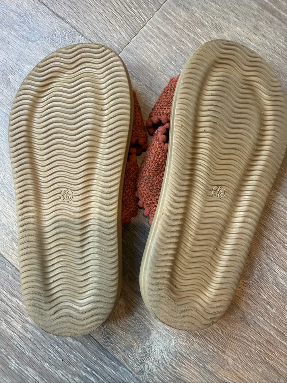 Gojogolo Rust Crochet Pom Slide Sandals for girls size 1-1.5